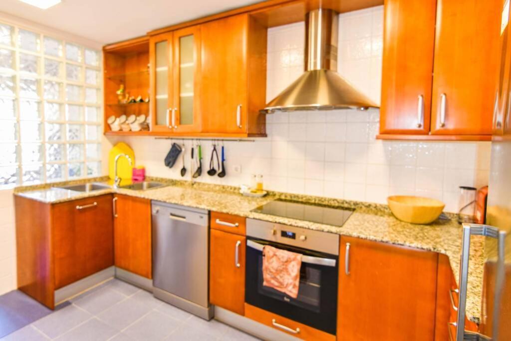 Comodo Apartamento En Puertochico, Cerca De Todo. Сантандер Екстериор снимка